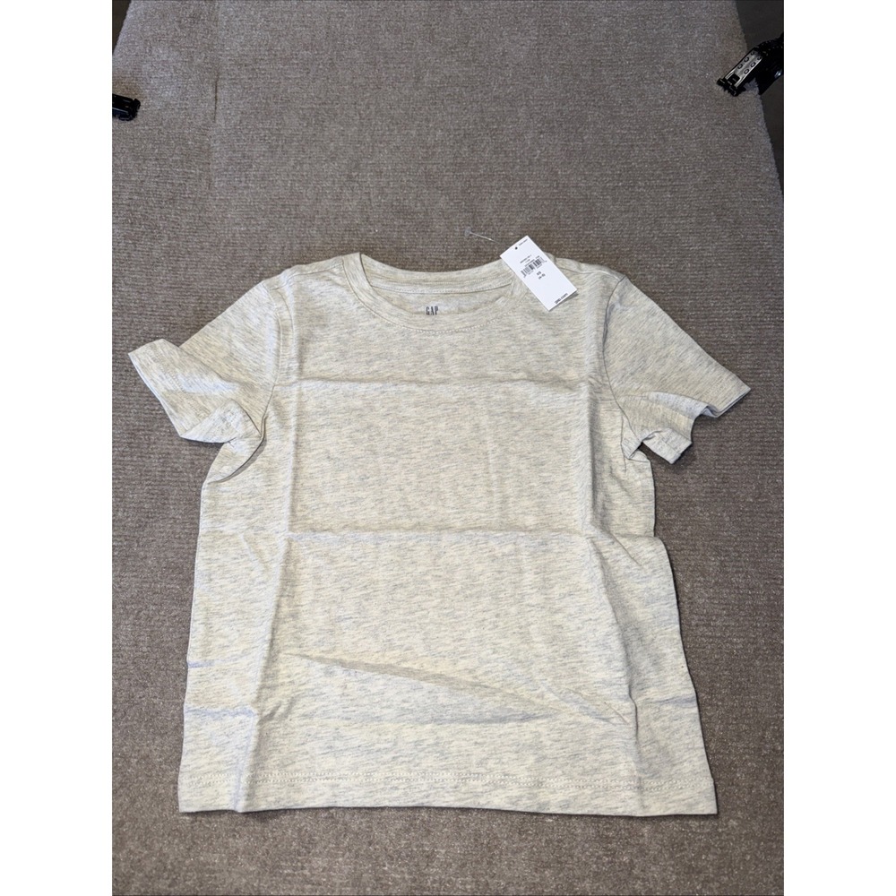 NWT Gap Kids Grey T-shirt Size XS (4-5)